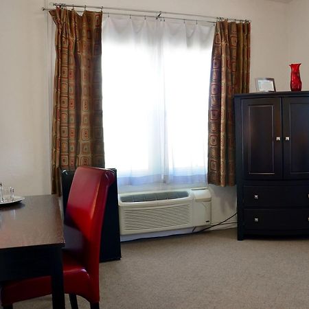 El Primero Boutique Hotel تشولا فيستا، سان ديغو، كاليفورنيا المظهر الخارجي الصورة